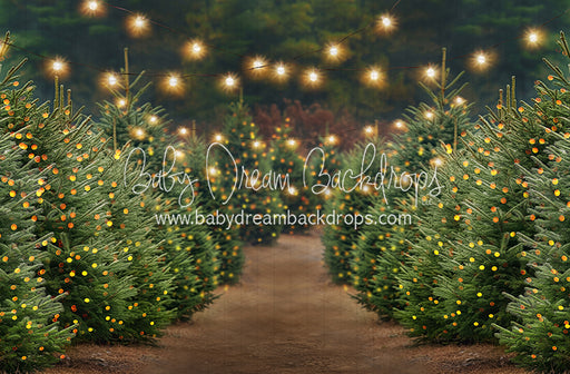 Holly Jolly Tree Farm + Lights (JA)