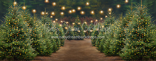 Holly Jolly Tree Farm + Lights (JA)