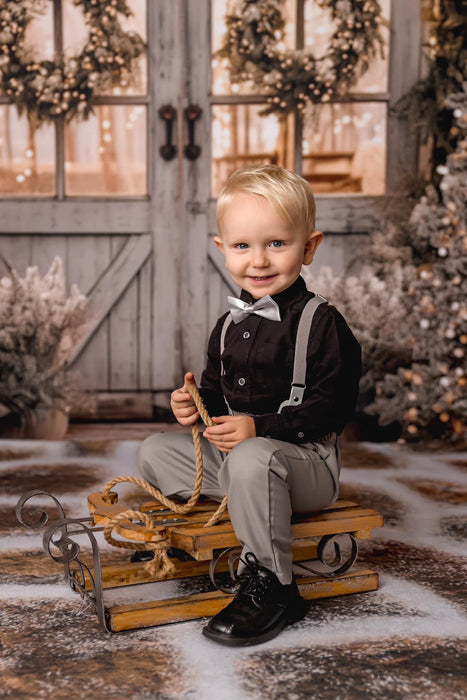 Snowy Rusty Stones  (CC)