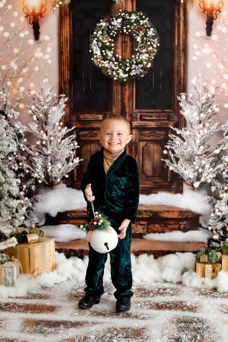 Winter Wonders Entry and Winter Wonders Windows Fabric Room