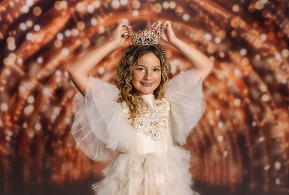 Sweeps Tinsel Town Tunnel