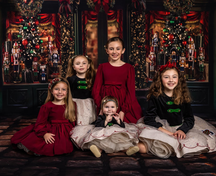 Dickens Holiday Nutcrackers (JA)