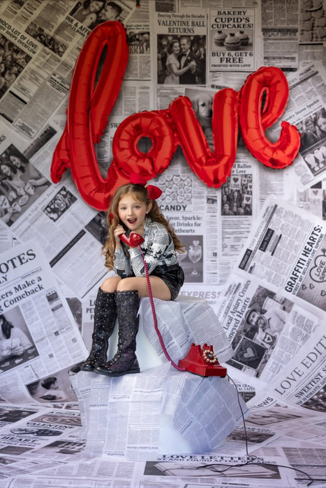 Love Makes Headlines Sweeps (CC)