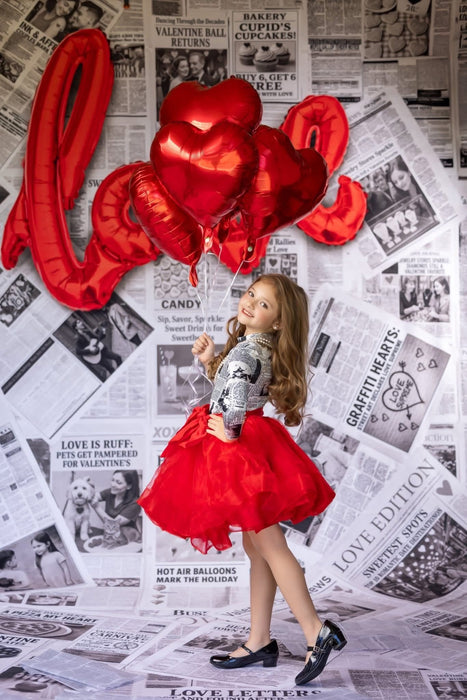 Love Makes Headlines Sweeps (CC)