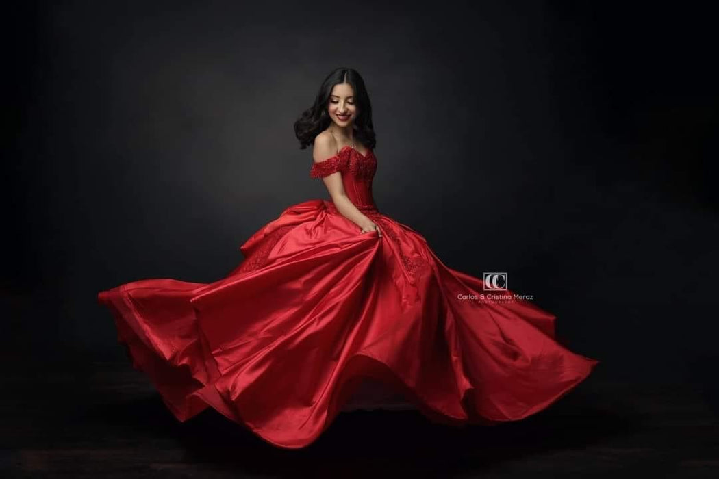 Sweeps Allure Charcoal