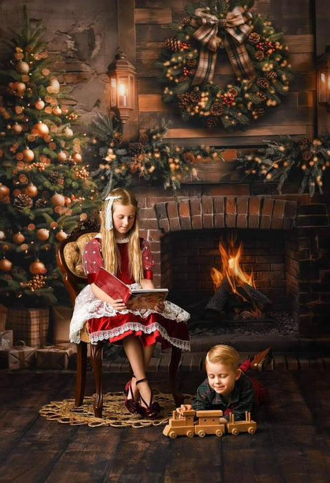 Jolly Old Loft Fireplace Tree (JA)