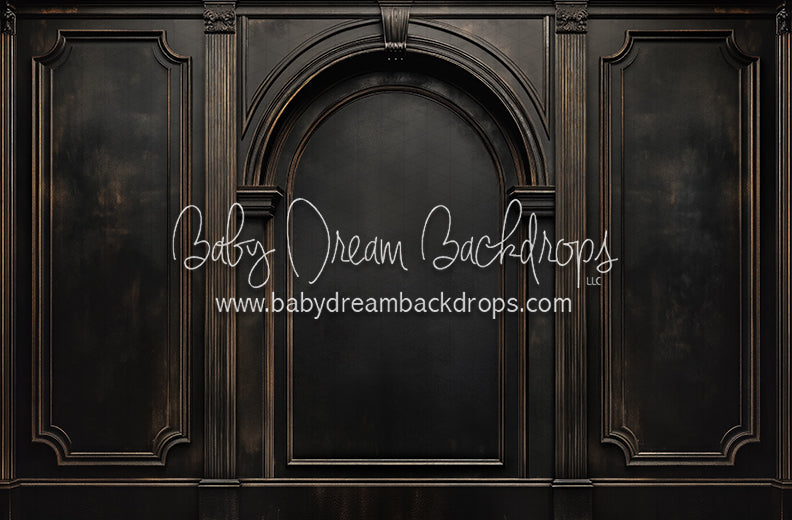 Majesta Raven Arches (CC)