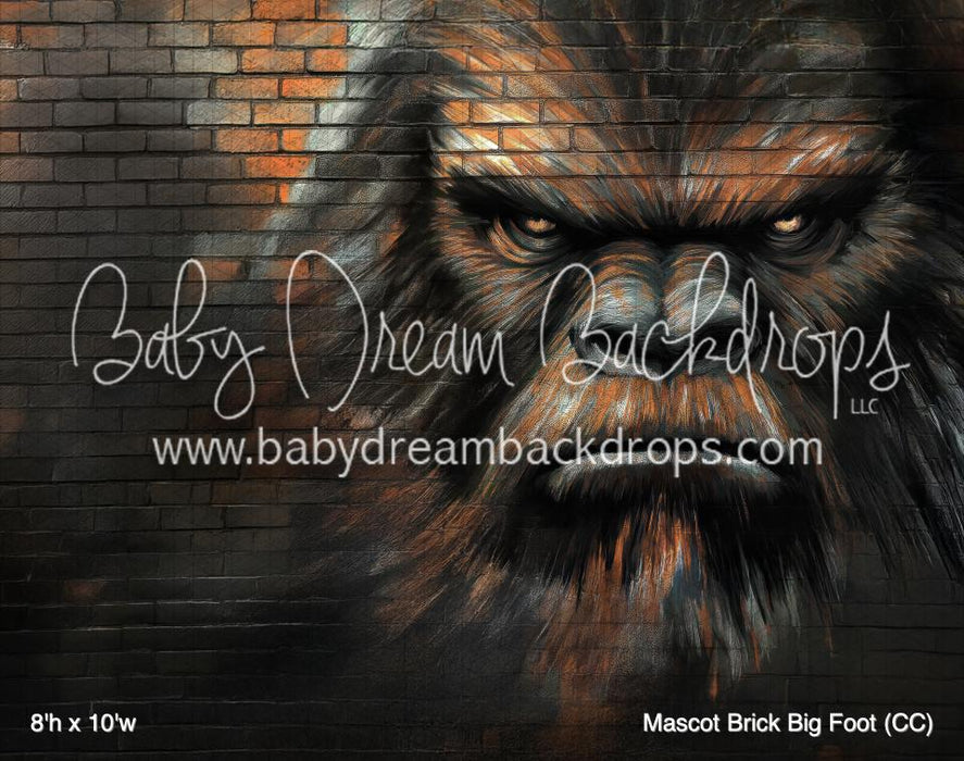 Mascot Brick Big Foot (CC)