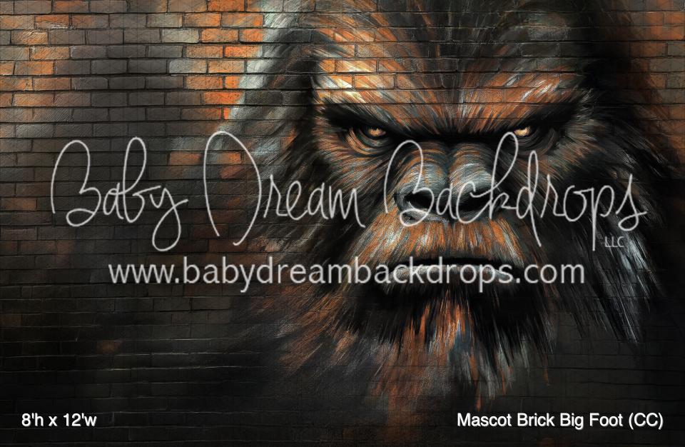 Mascot Brick Big Foot (CC)
