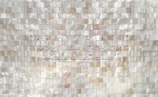 Mother of Pearl (CC)