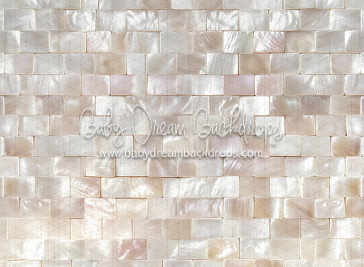 Mother of Pearl (CC)