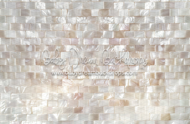 Mother of Pearl (CC)