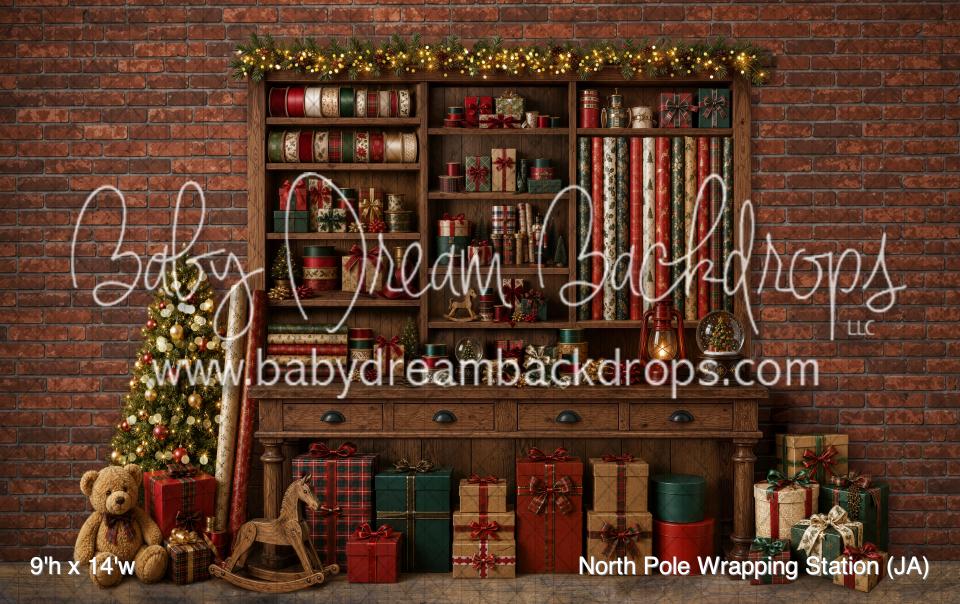 North Pole Wrapping Station (JA)
