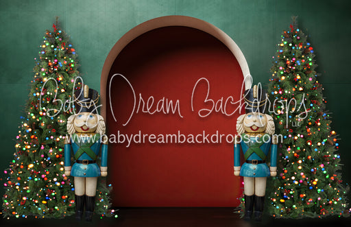 Nutcracker Arch (Colorful) (MD)