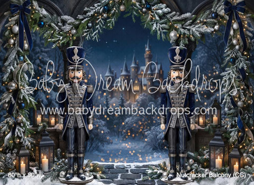 Nutcracker Balcony (CC)