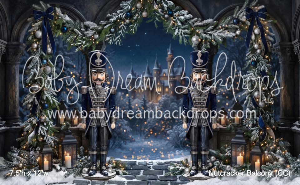Nutcracker Balcony (CC)