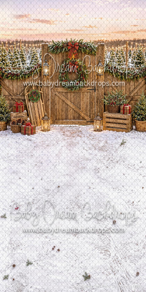 O Christmas Tree Farm Gate Sweep (WM)