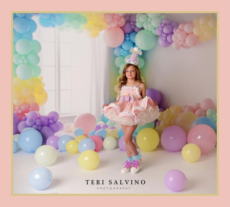 Pastel Balloon Party Side Window (VR)