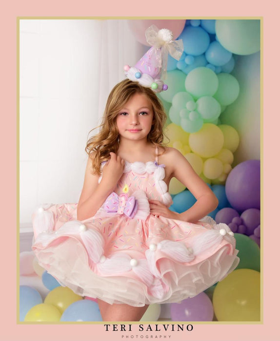 Pastel Balloon Party Side Window (VR)