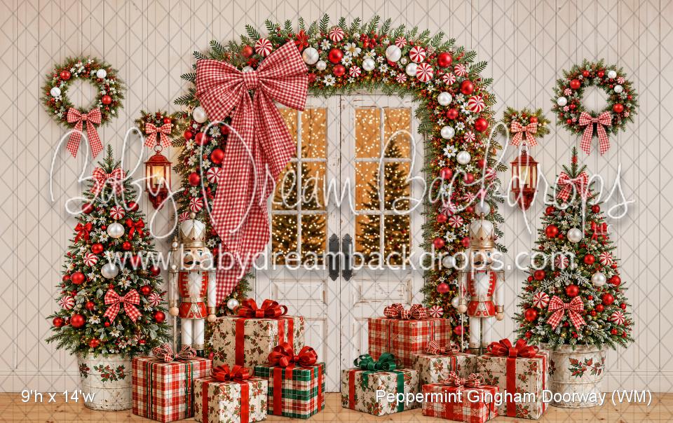 Peppermint Gingham Doorway (WM)