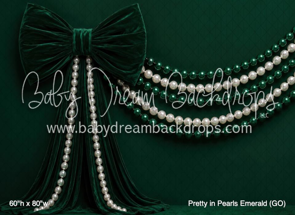Pretty in Pearls Emerald (GO)