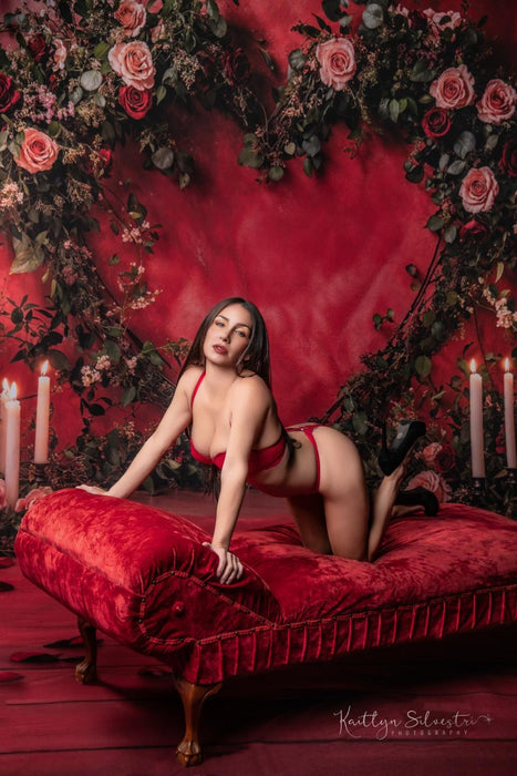 Red Rose Heart Arch Sweep (WM)