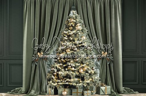 Sage's Christmas Window + Tree (JA)