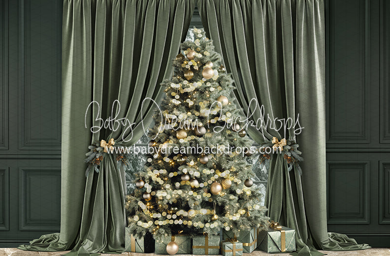 Sage's Christmas Window + Tree (JA)