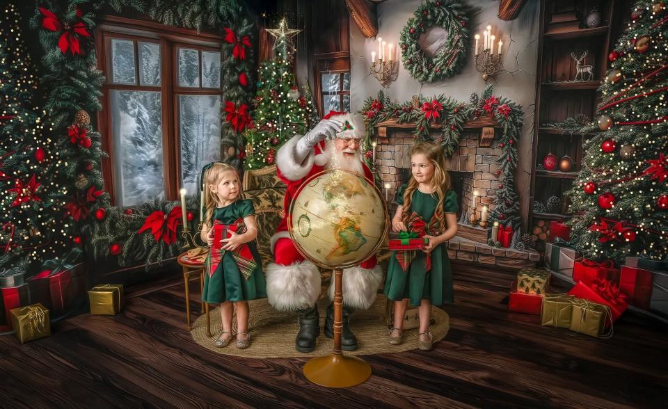 Santa's Christmas Cabin Side Wall (MD)