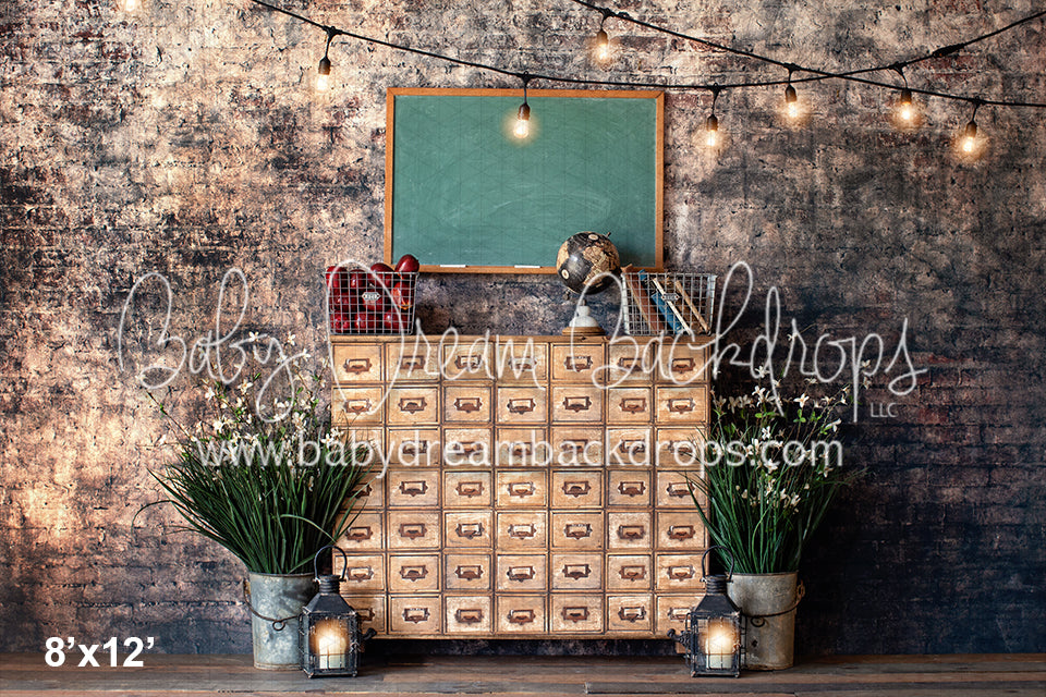 School ChalkBoard (VR)