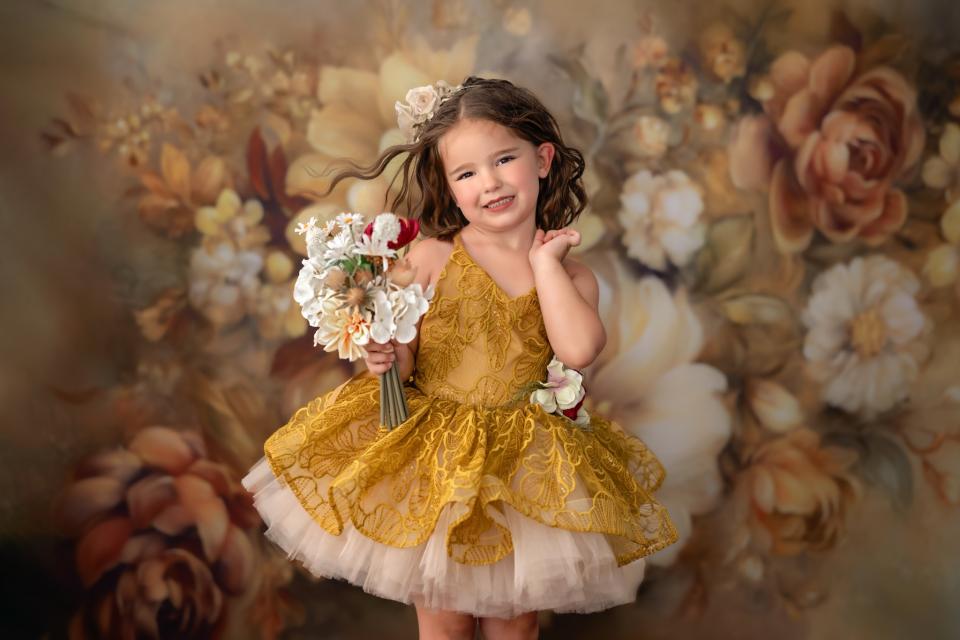 Sepia Surrender SKINNY (MD)