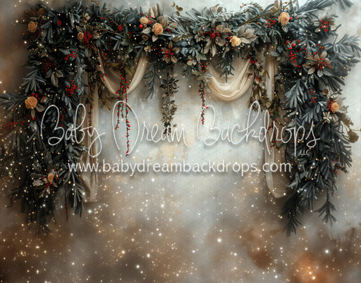 Sparkle Garland Wall (MD)