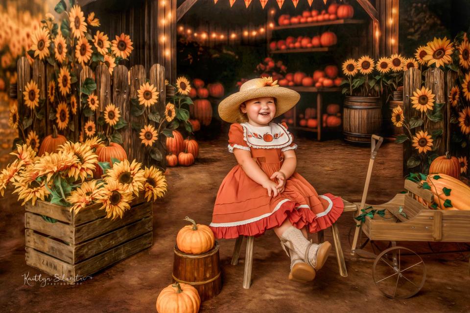 Sunflower Ridge Barn (JA)