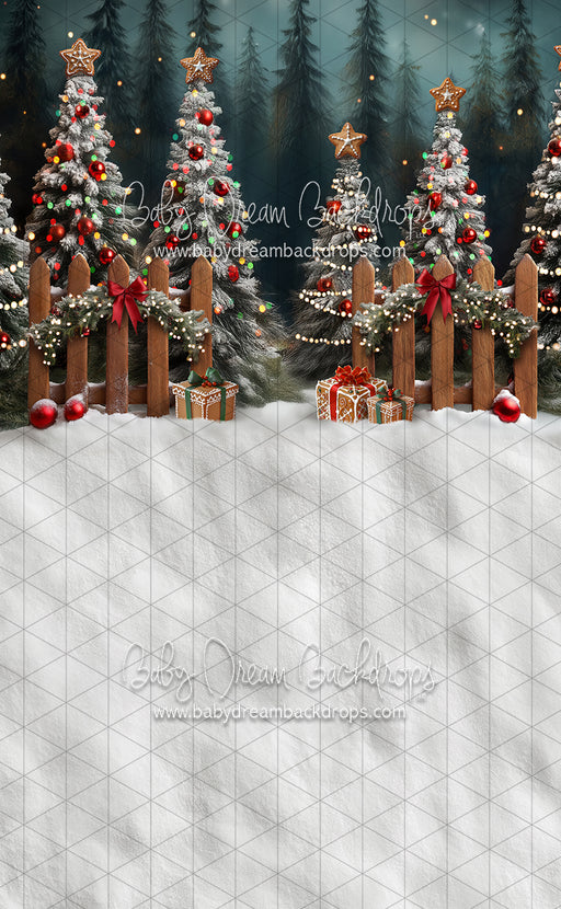 Sweeps Gingerbread Farms Fence (JA)