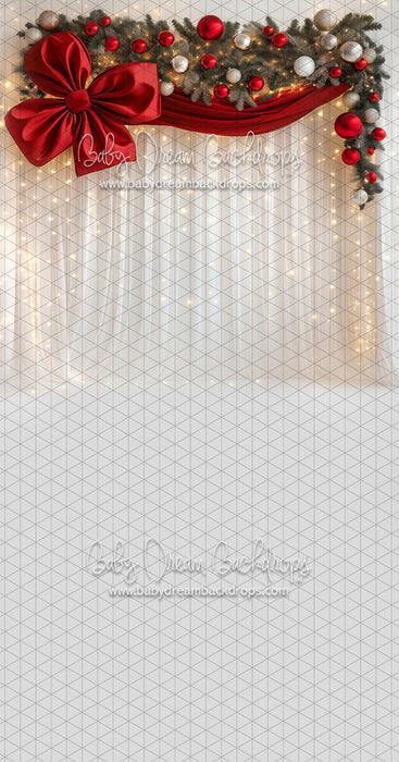 Sweeps Tinsel Tie Twinkle Curtain (JA)