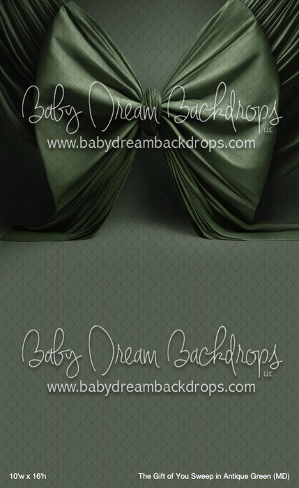 The Gift of You Sweep in Antique Green (MD)