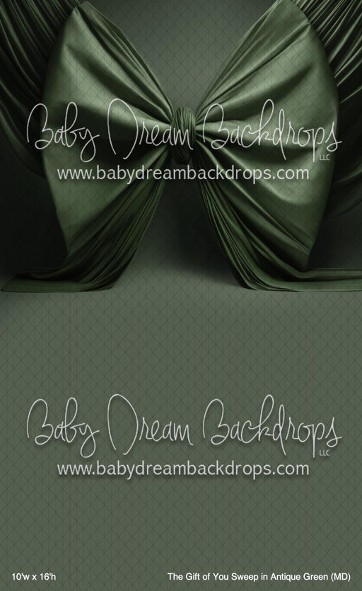 The Gift of You Sweep in Antique Green (MD)