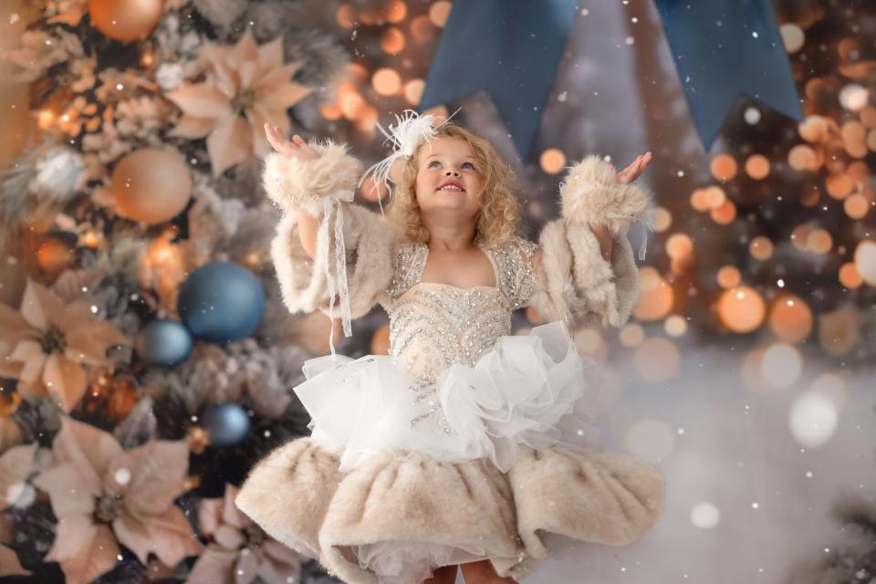 Tinsel Tie Christmas Blues (JA)