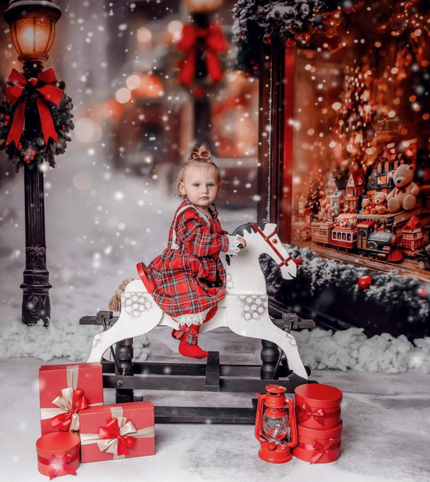 Sweeps Toy Window Shopping (JA)