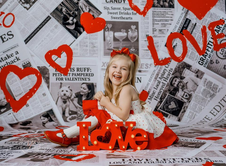 XOXO Gazette Graffiti Red Sweeps (CC)