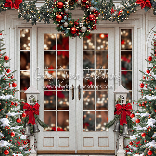 Yuletide Courtyard (JA)