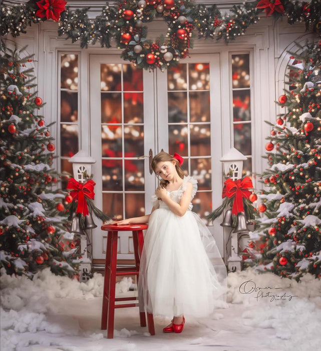 Yuletide Courtyard (JA)