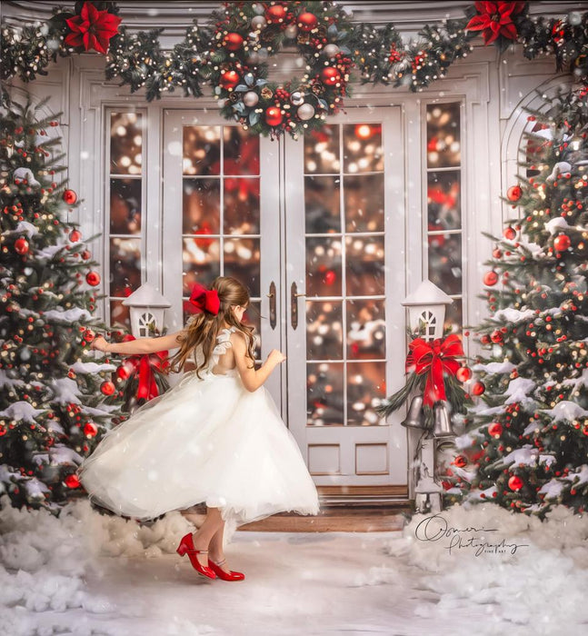 Yuletide Courtyard (JA)