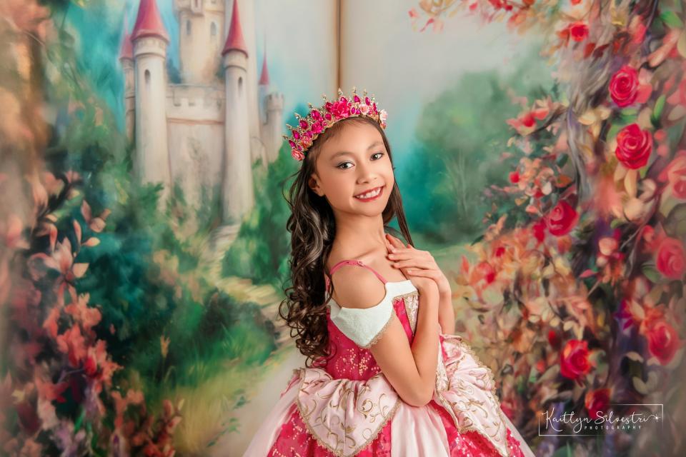 Storybook Chronicles Castle Song SKINNY Right (MD)