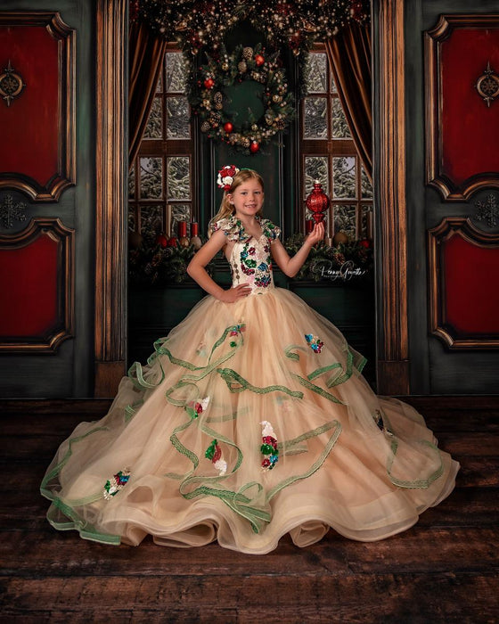 Elegant Holiday Window (JA)