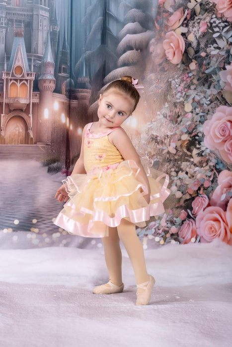 Forest Fables Nutcracker (JA)