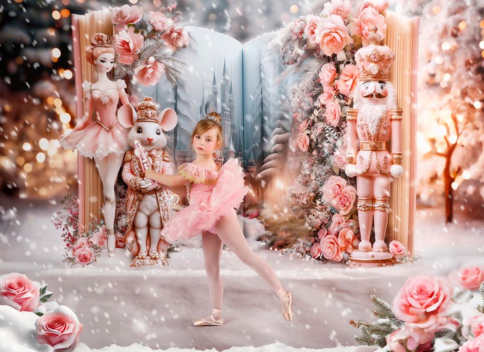 Forest Fables Nutcracker (JA)