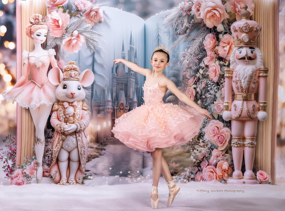 Forest Fables Nutcracker (JA)