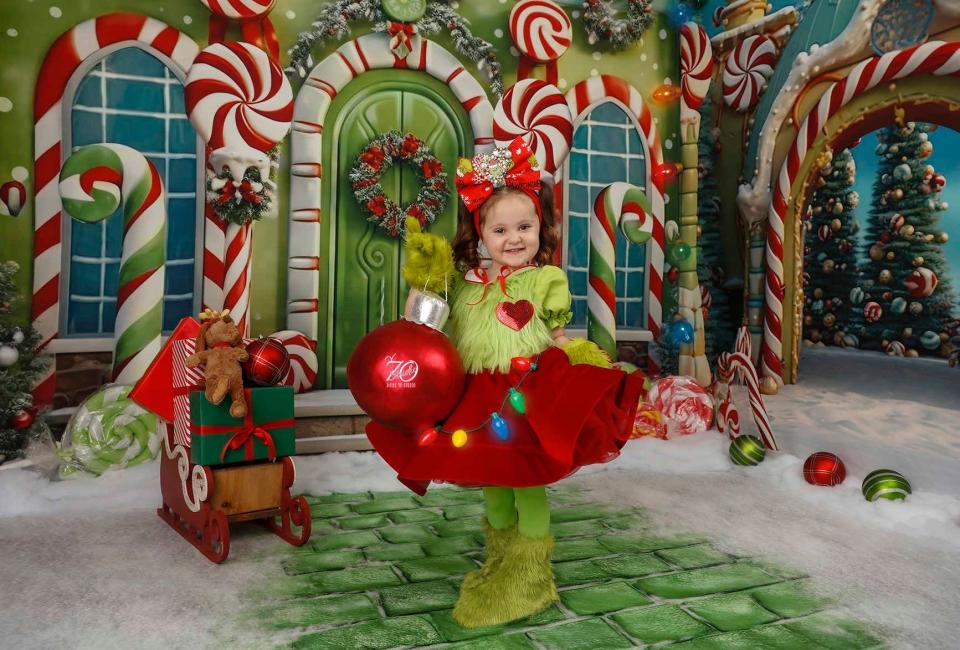 Ooohville Welcome Arch (JA)