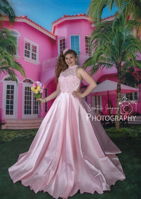 Dolly Dream Backyard Mansion (JA)